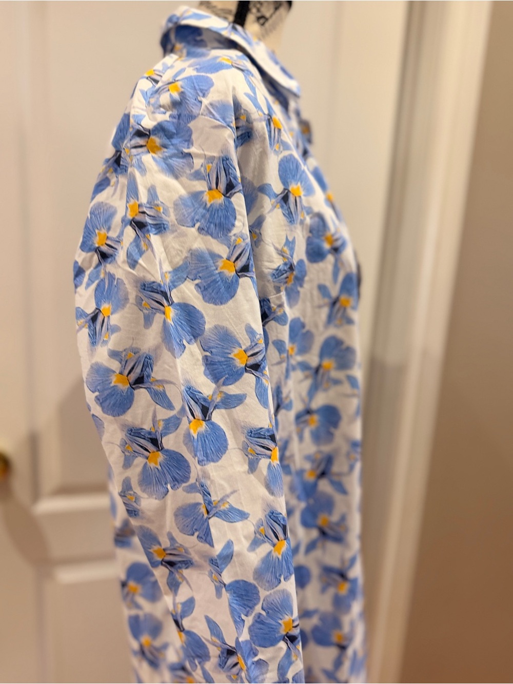 COS Blue and White Floral Shirt Dress with Yellow Accents - Picture 13 of 16